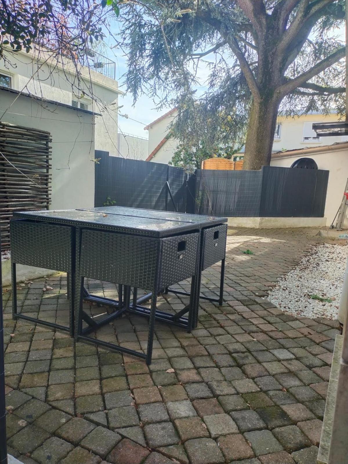 Apartment 2 Piece Avec Terrasse Ensoleille *